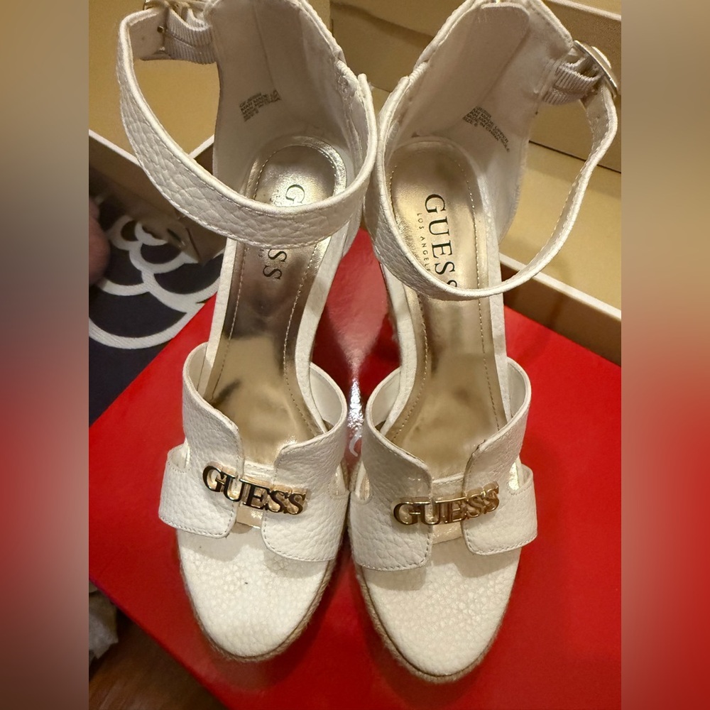 GUESS GF JESSI White Women's Shoes